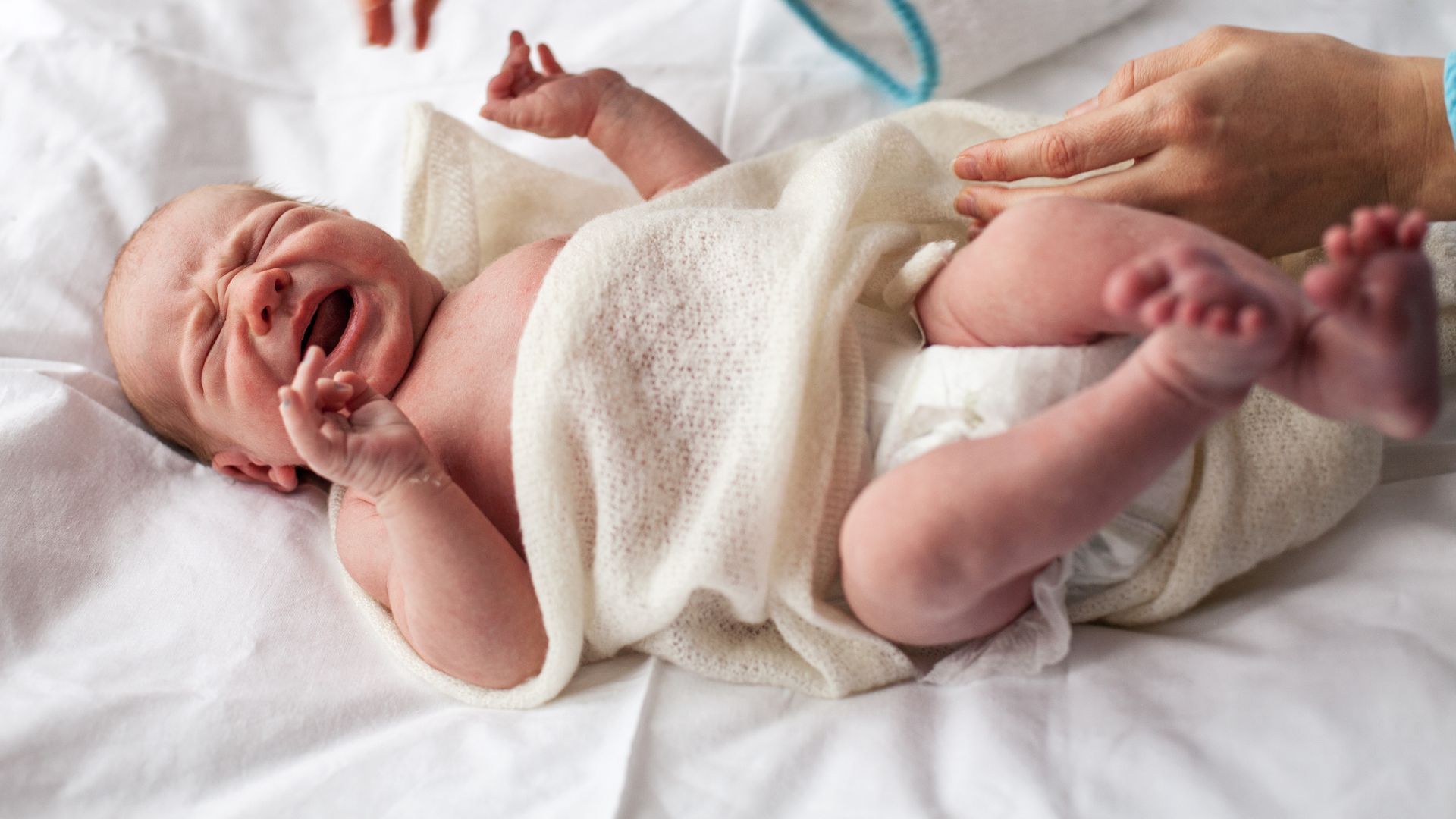 riconoscere-coliche-neonato